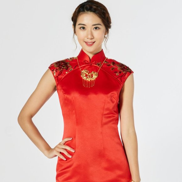 Modern Red Cheongsam (Qipao) | Sheath Dress - Picture 1 of 4
